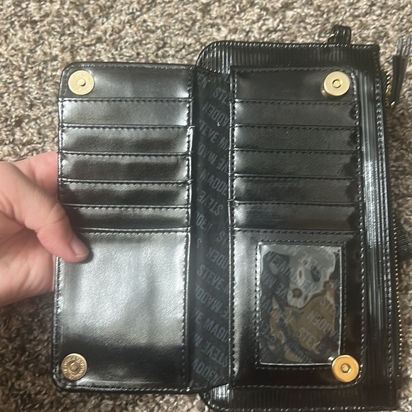 Steve Madden Black Wristlet Wallet - Picture 6 of 12